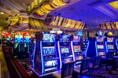 slot2121 Android APK installation process shown on phone screen